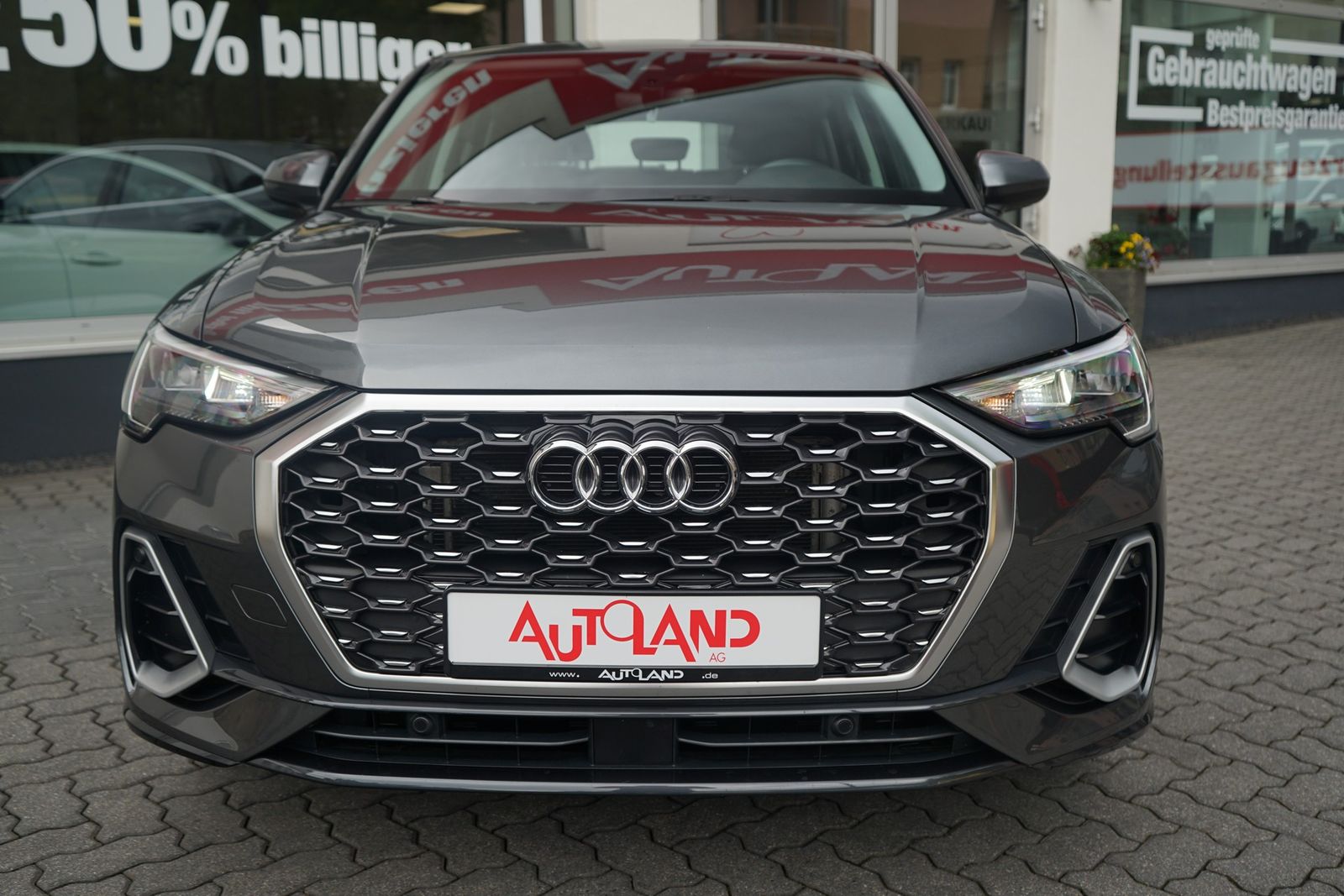 Audi Q3 Sportback 40 TDI quattro S line - Samsaru's Car Outlet