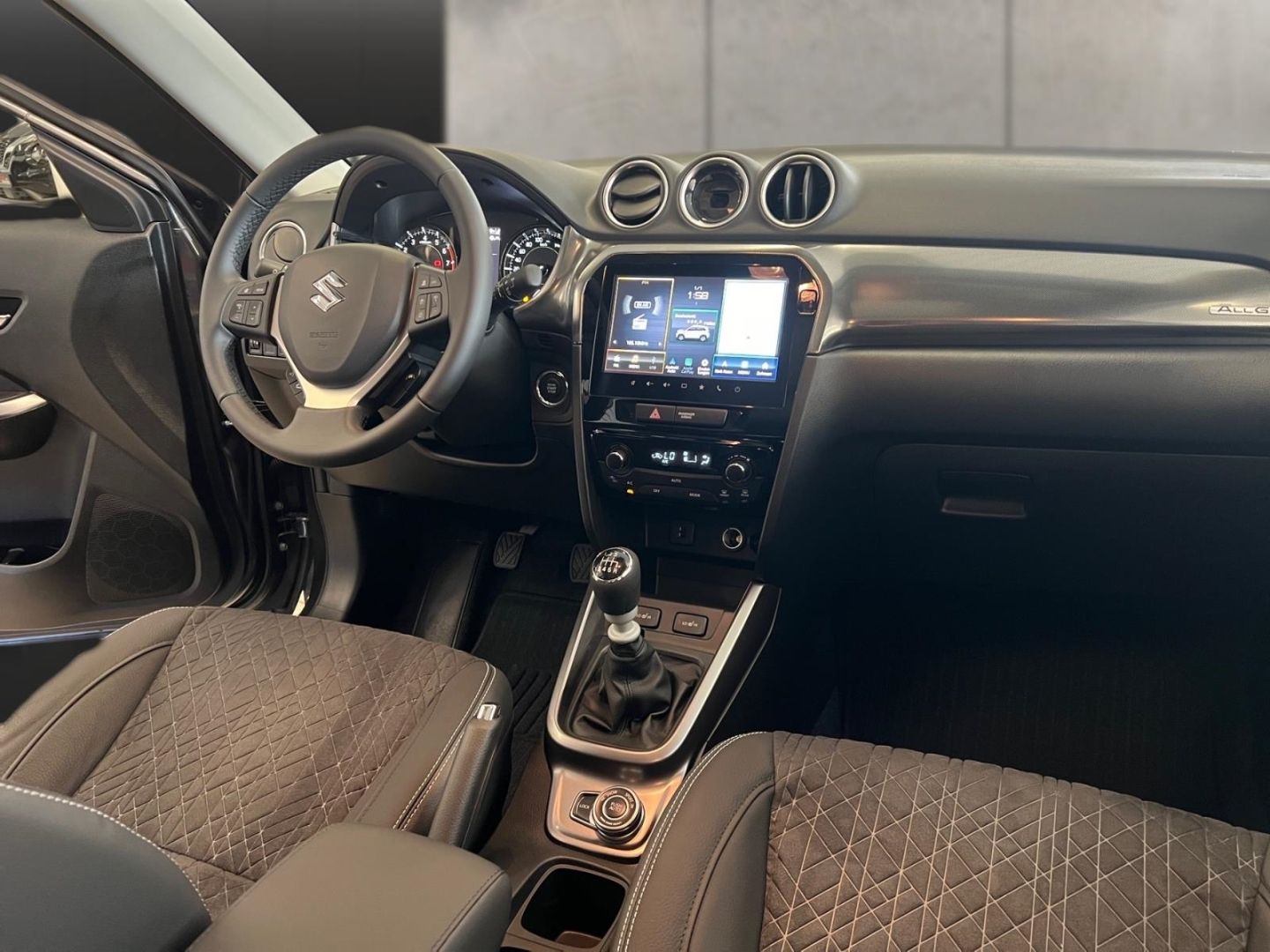 Suzuki Vitara Comfort ALLGRIP - Samsaru's Car Outlet