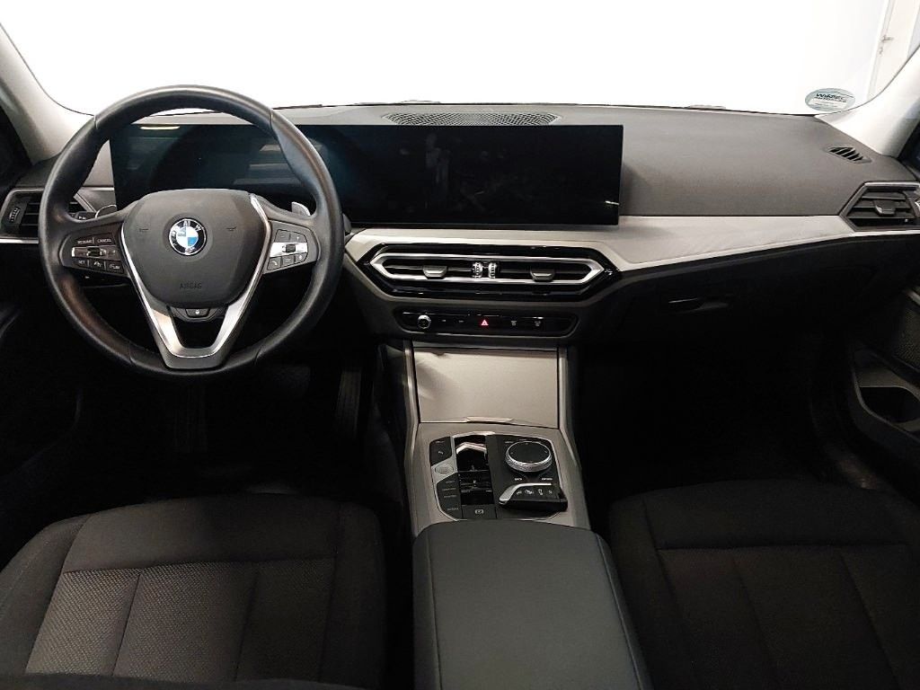 BMW 320d xDrive - Samsaru's Car Outlet