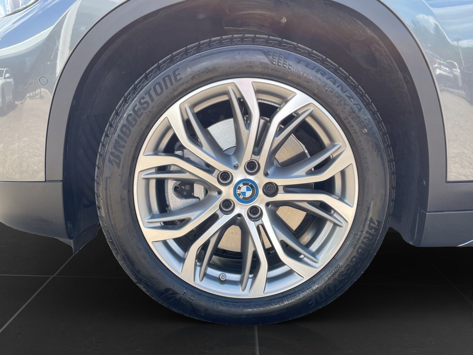 BMW X1 xDrive25e Sport Line - Samsaru's Car Outlet