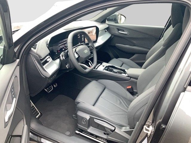 Audi Q3 SUV TFSI S-tronic S line AHK+ACC+SHZG+PANO