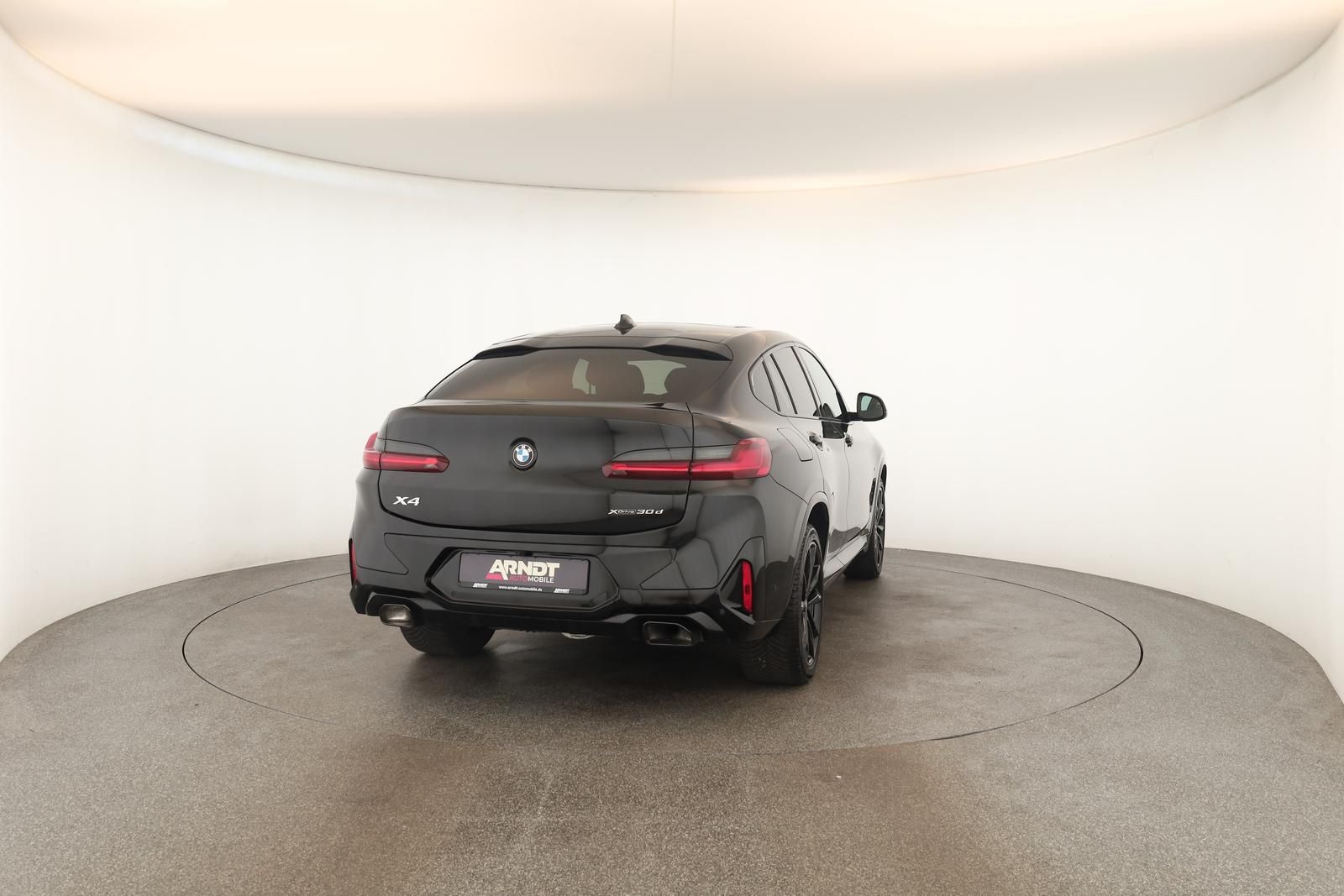 BMW X4 xDrive30d M Sport Matrix Pano NaviPro ACC AHK