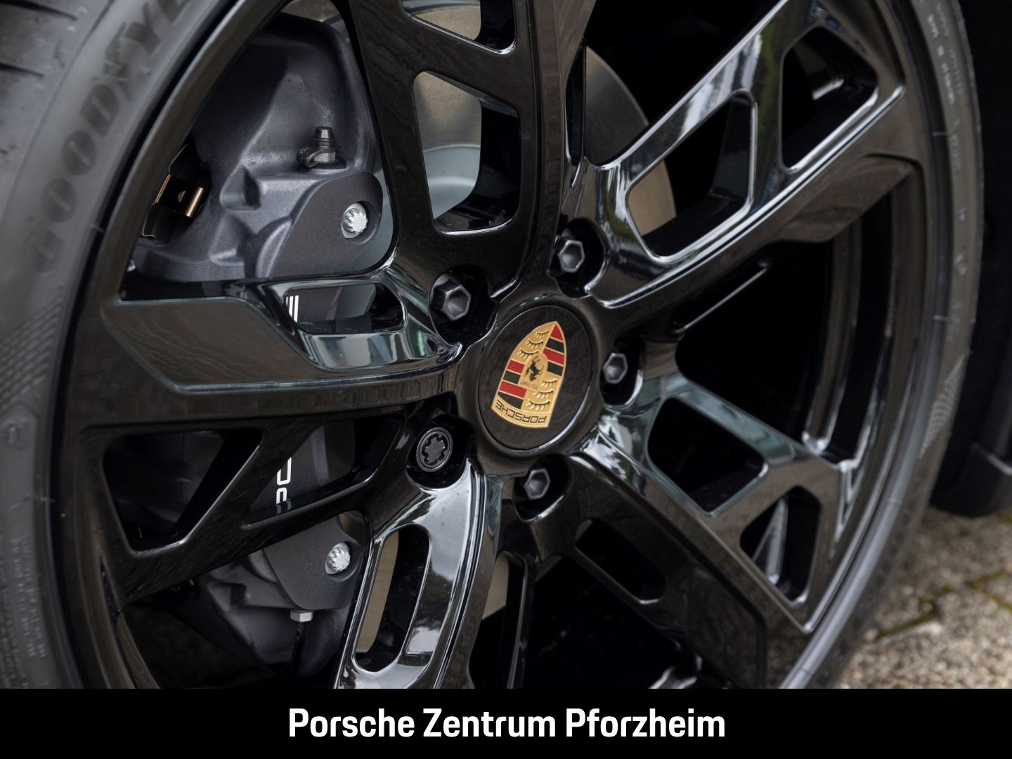 Porsche Taycan 4 Cross Turismo Head-Up HD-Matrix 21-Zoll