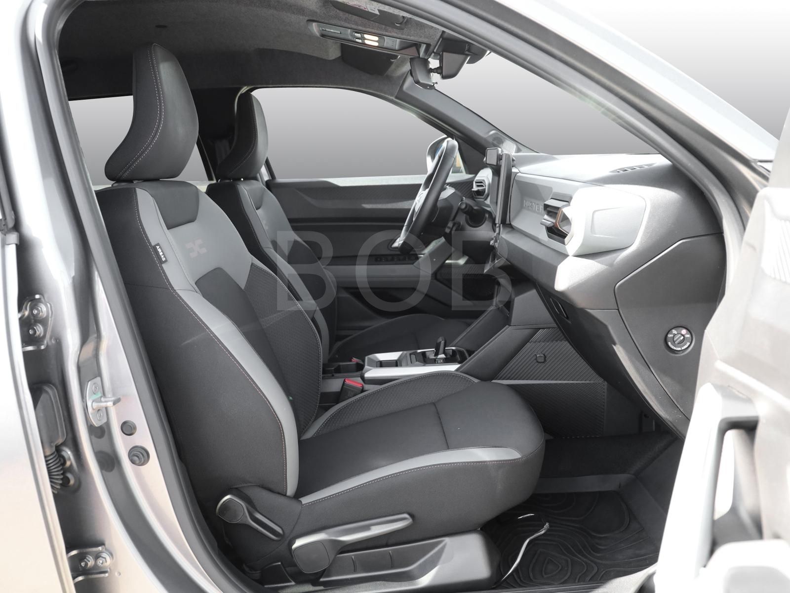 Dacia Duster Extreme HYBRID 140 - Samsaru's Car Outlet
