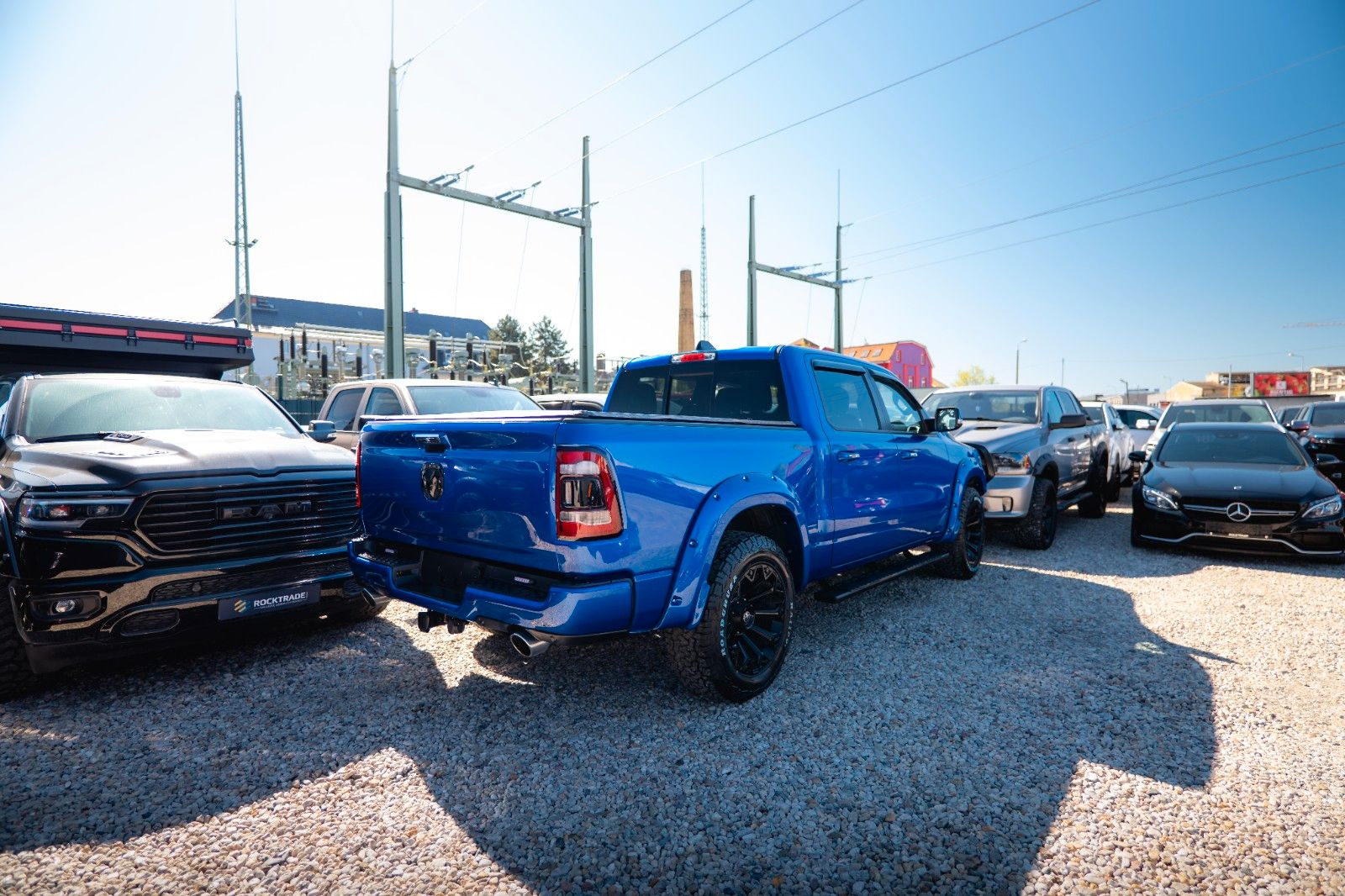 Dodge RAM 5.7 V8 HEMI 4x4 OFFROAD Night Limited 19%