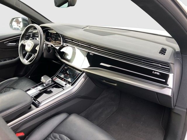 Audi RS Q8 TFSI quattro Keramik V-max 305 AHK B&O HUD