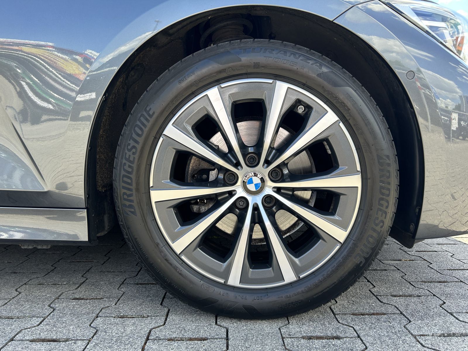 BMW 320d Touring - Samsaru's Car Outlet