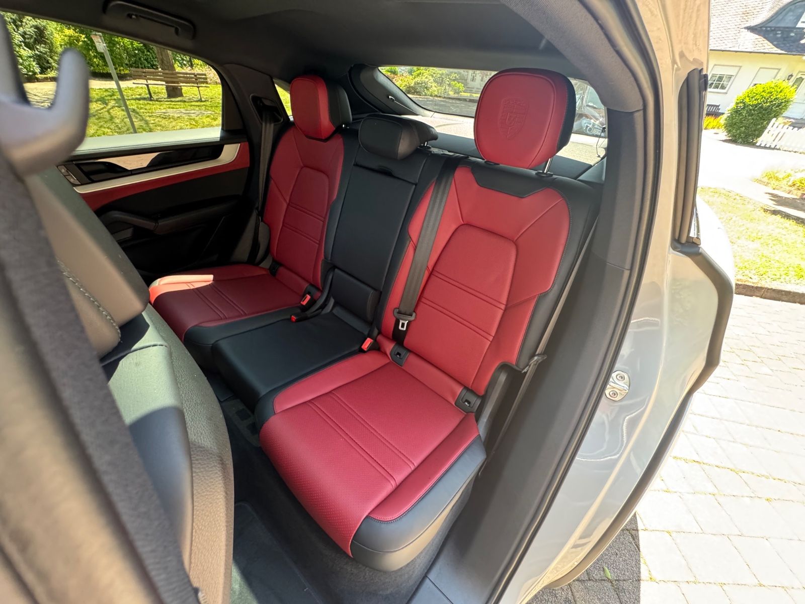 Porsche Cayenne Coupe E-Hybrid*PANO*21"*SITZB*SPORT CHRO