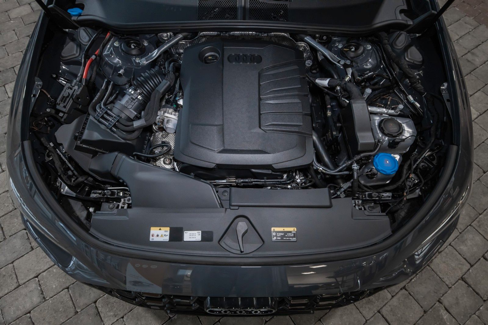 Audi A5 Avant TDI quattro S-Line ed. one  AHK Standh.