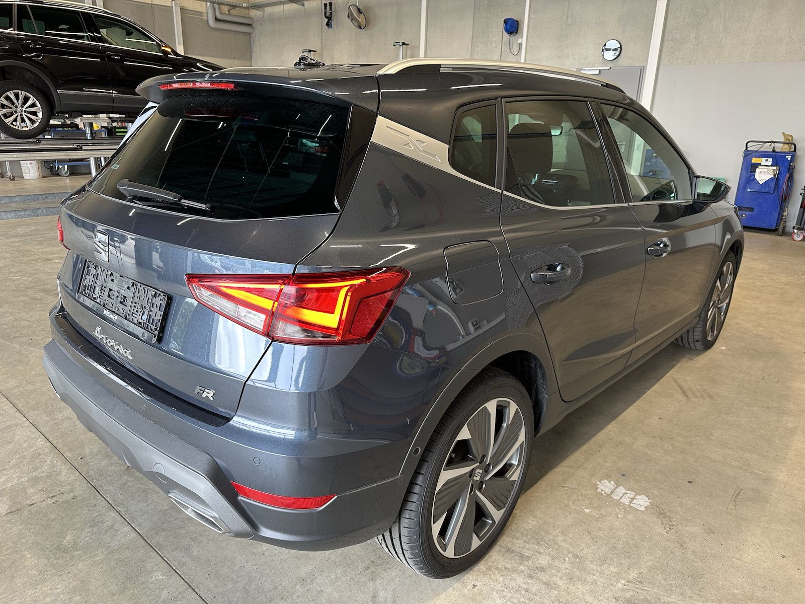 Seat Arona 1,0TSI DSG FR 18´´AHK Alcant. Full LED NAV