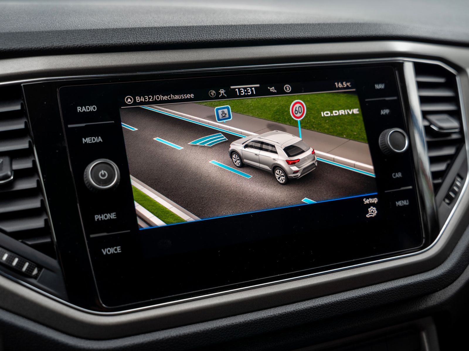 Volkswagen T-ROC Style 1.5 TSI DSG - Samsaru's Car Outlet