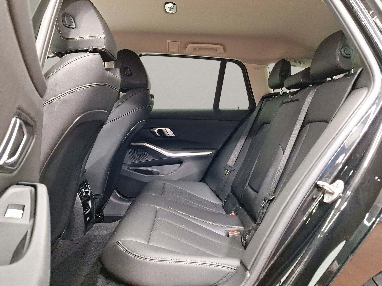BMW 318i Touring LiveCockpitProf Kamera Driv.Assist
