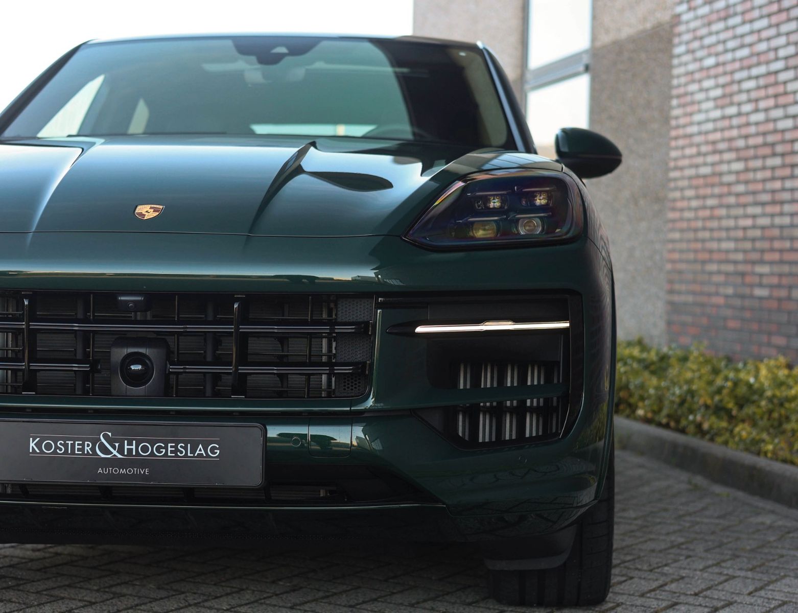 Porsche Cayenne Coupe E-Hybrid *Goodwood Green*