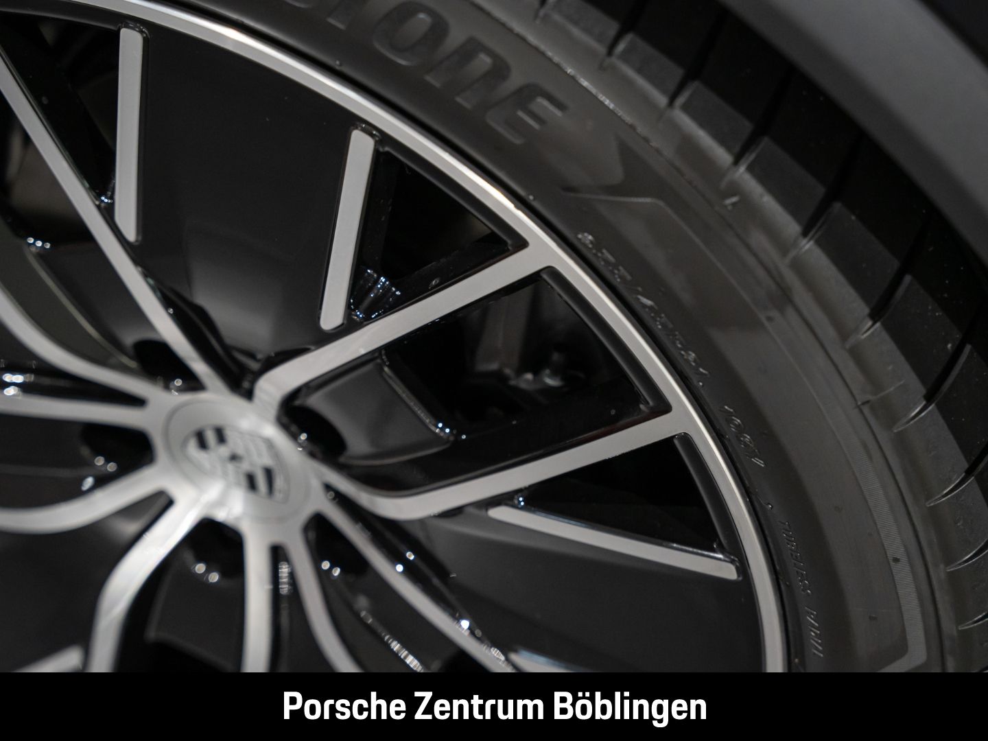 Porsche Macan 4 BOSE InnoDrive Panorama Surround-View