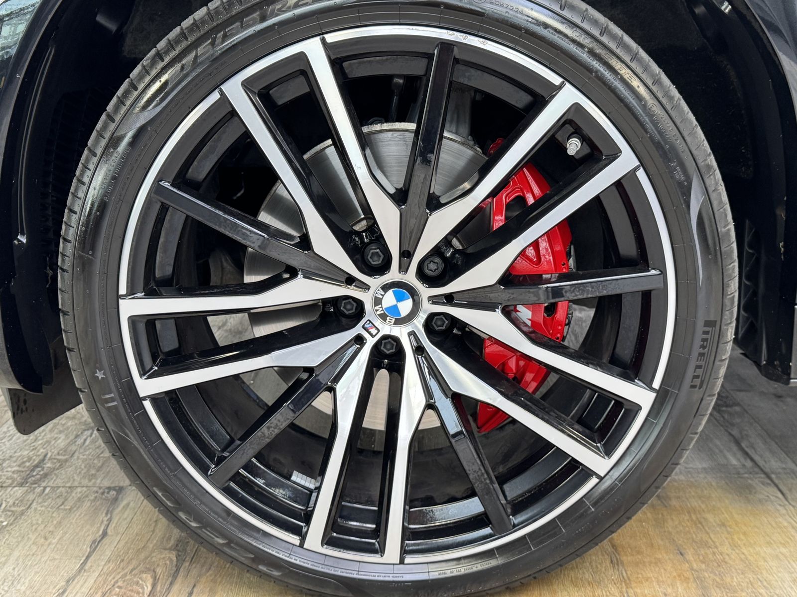 BMW X6 xDr30d M Sport Pro 22'' Sitzlüft. ACC 360°AHK