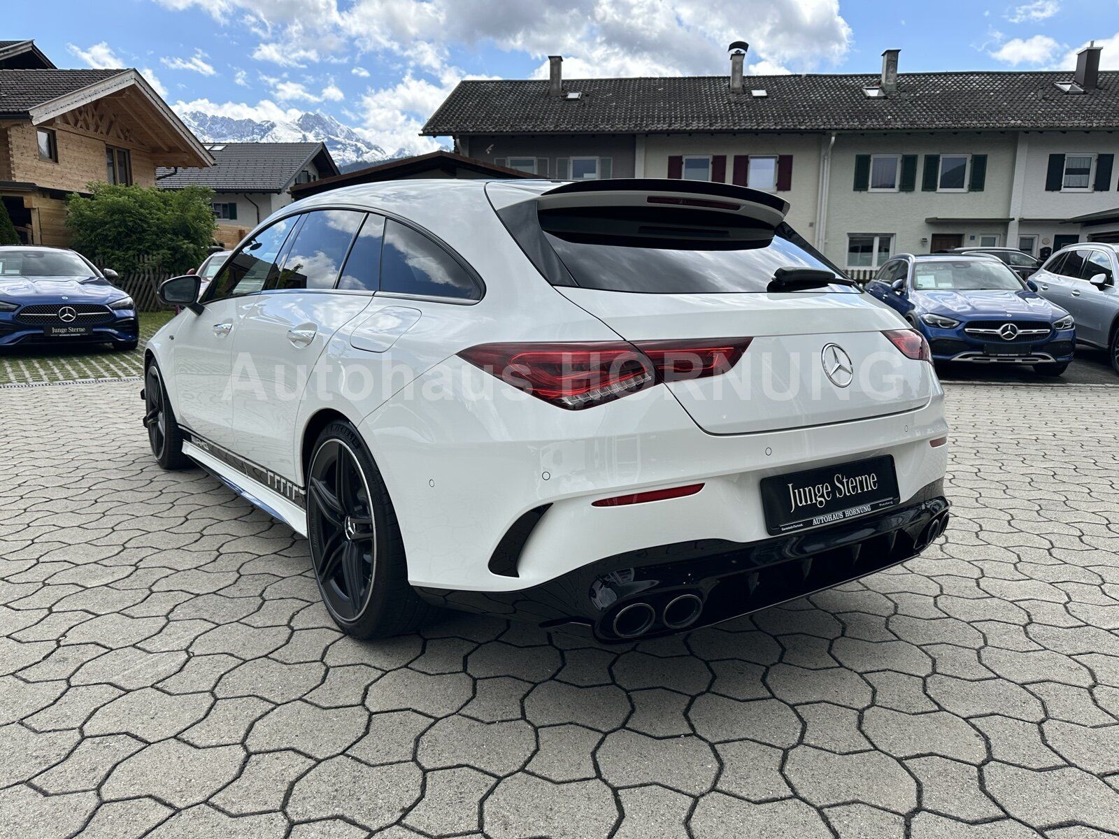 Mercedes-Benz CLA 45 AMG 4M+ - Samsaru's Car Outlet