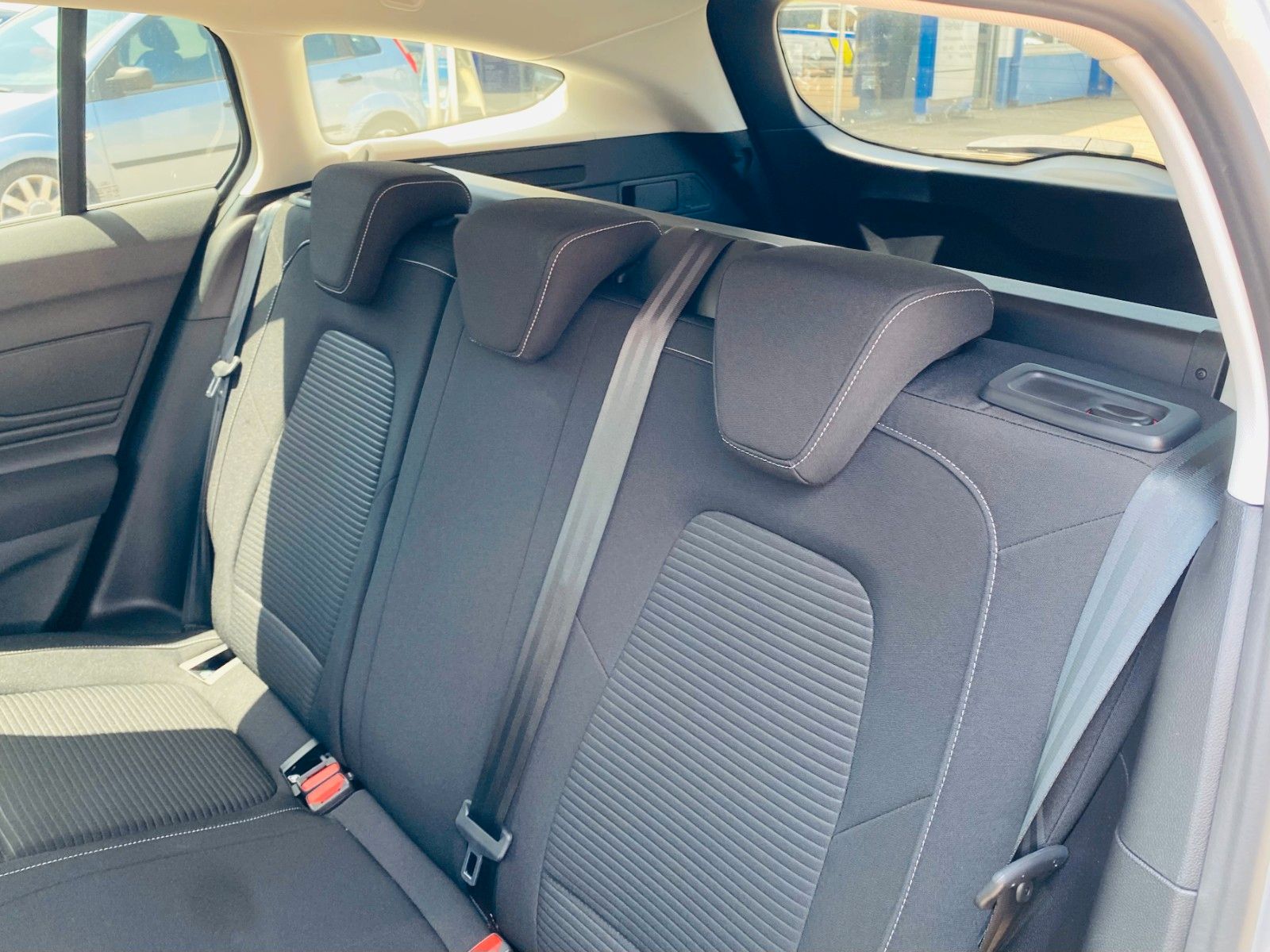 Ford Focus Turnier*Automatik*Navi*TWA*u.v.m.*