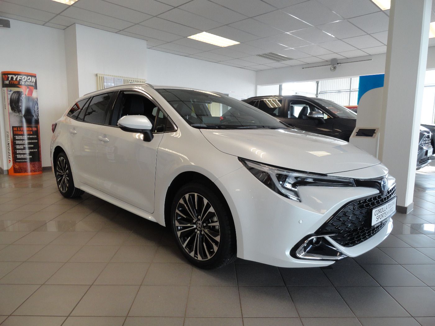 Toyota Corolla 2.0 l Hybrid TS. Teamplayer ACC+LED+Navi