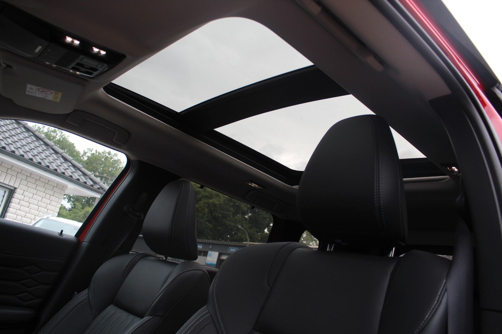 Mitsubishi Plug-in Hybrid Outlander Plug-in Hybrid TOP