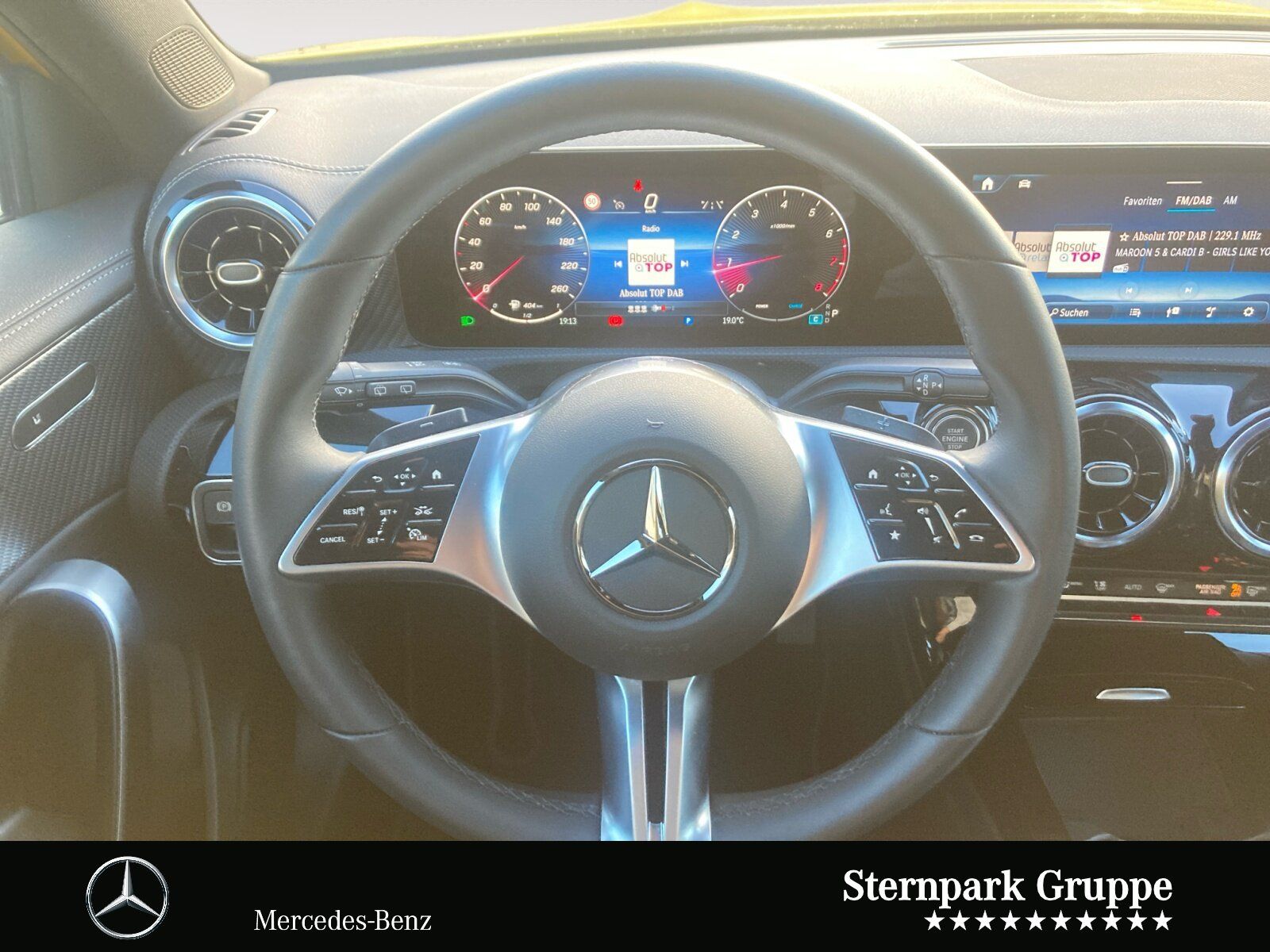 Mercedes-Benz A 180 Progressive - Samsaru's Car Outlet