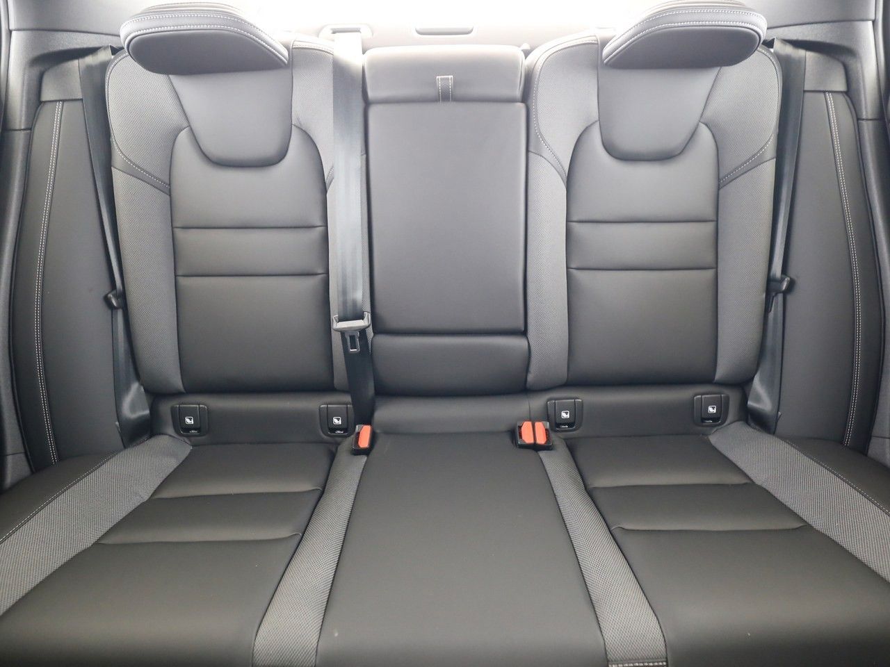 Volvo S60 B5 Ultimate Dark*AWD*360GradK*
