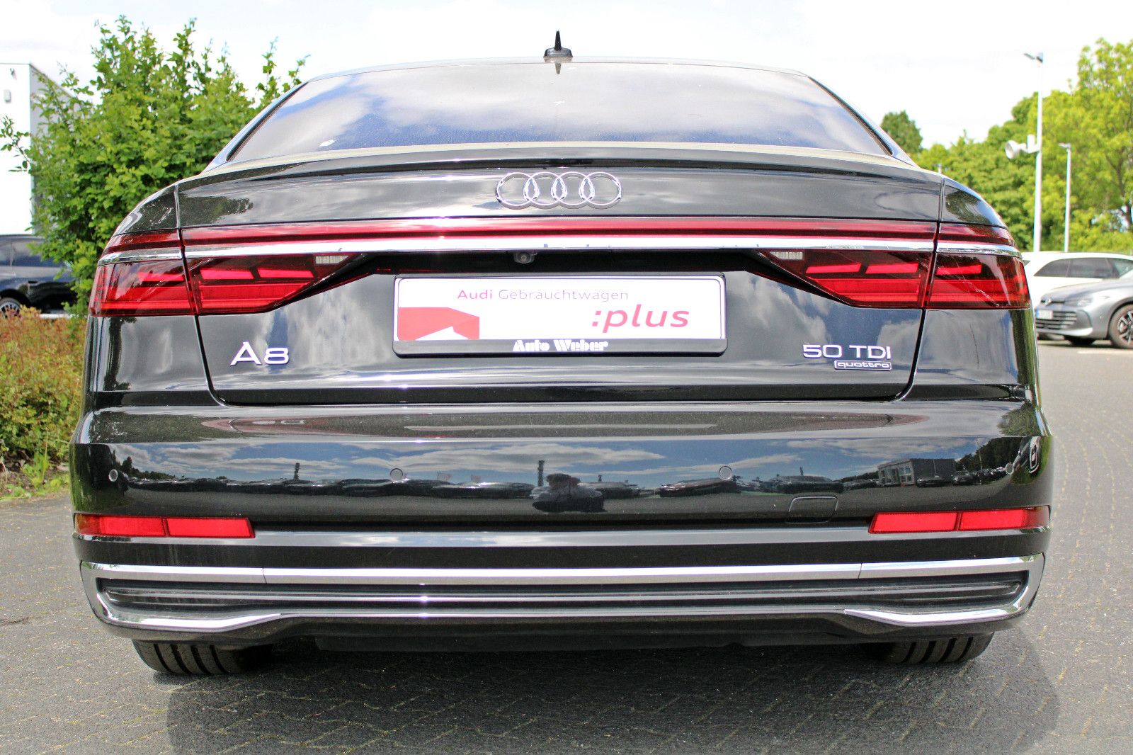 Audi A8 50TDI qu - Samsaru's Car Outlet