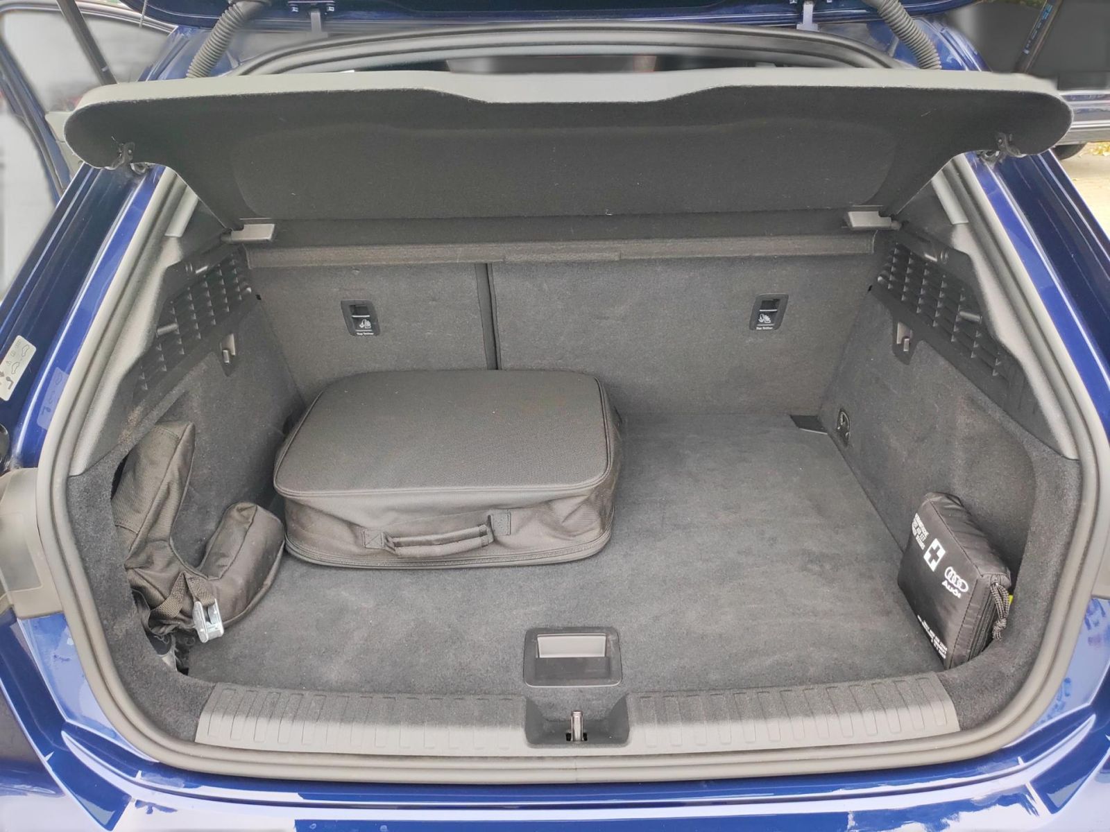 Audi A3 Sportback 40 TFSI e Adv. S tronic *AHK*ACC*