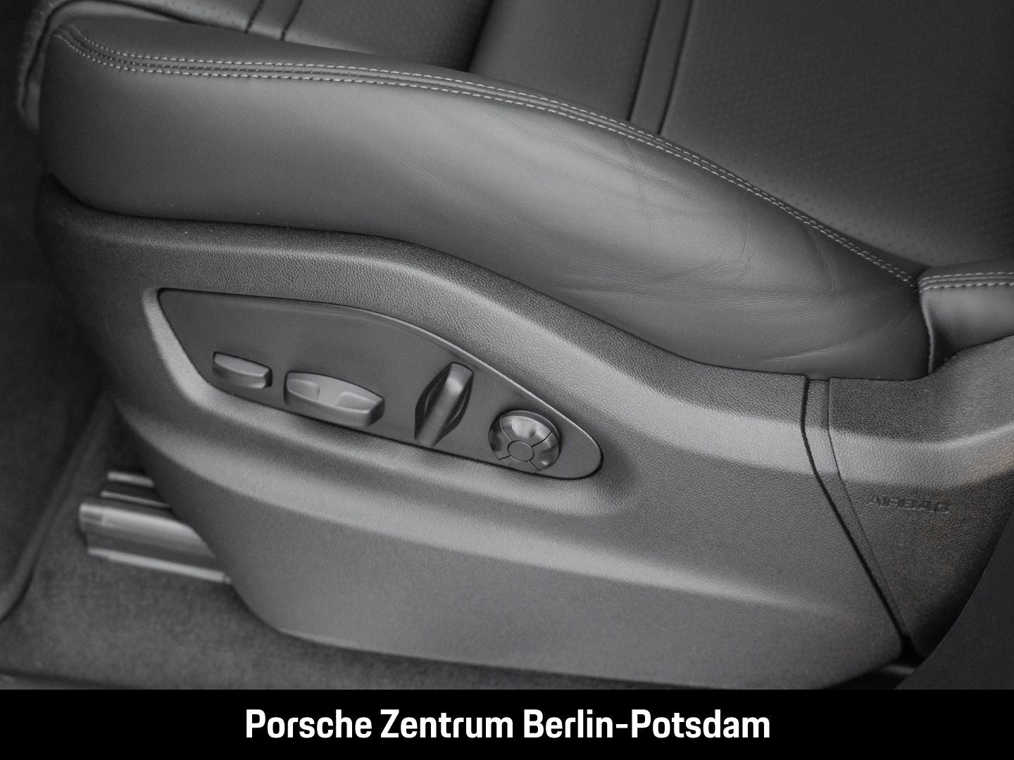 Porsche Cayenne BOSE LED-Matrix Panorama Surround-View