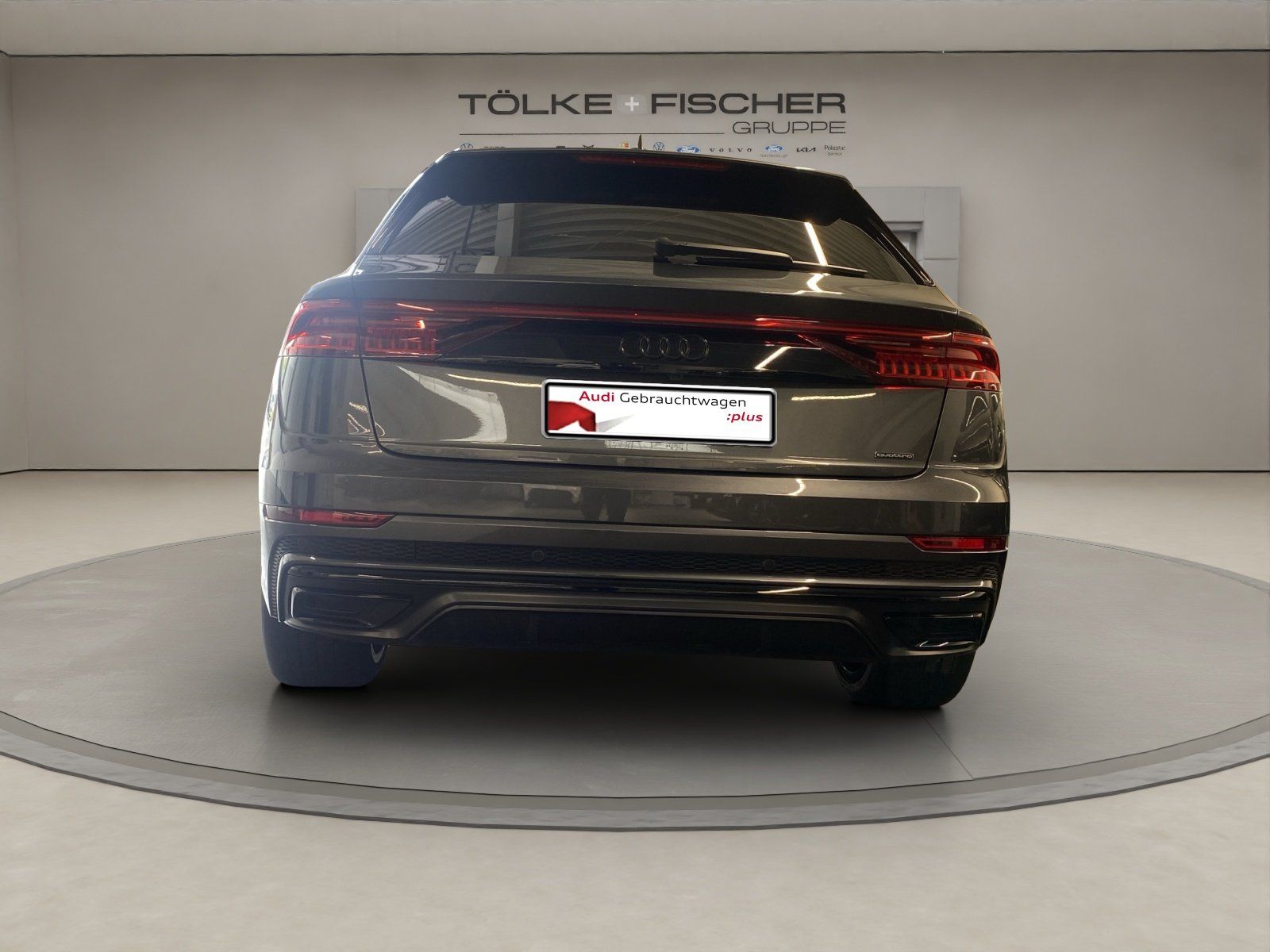 Audi Q8 55 3.0 TFSI quattro Pano S-line ACC AHK AUT