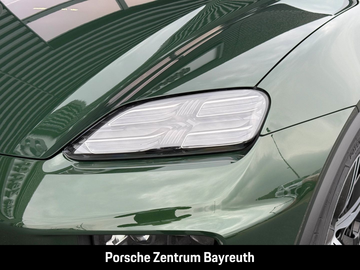 Porsche Macan 4S *AHV*MATRIX*INNO*LUFTFEDER.*HEADUP*BOSE