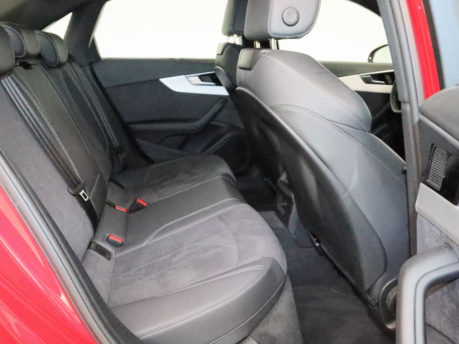 Audi A4 Lim. 40 TDI quattro S line LED B&O NAVI SHZ
