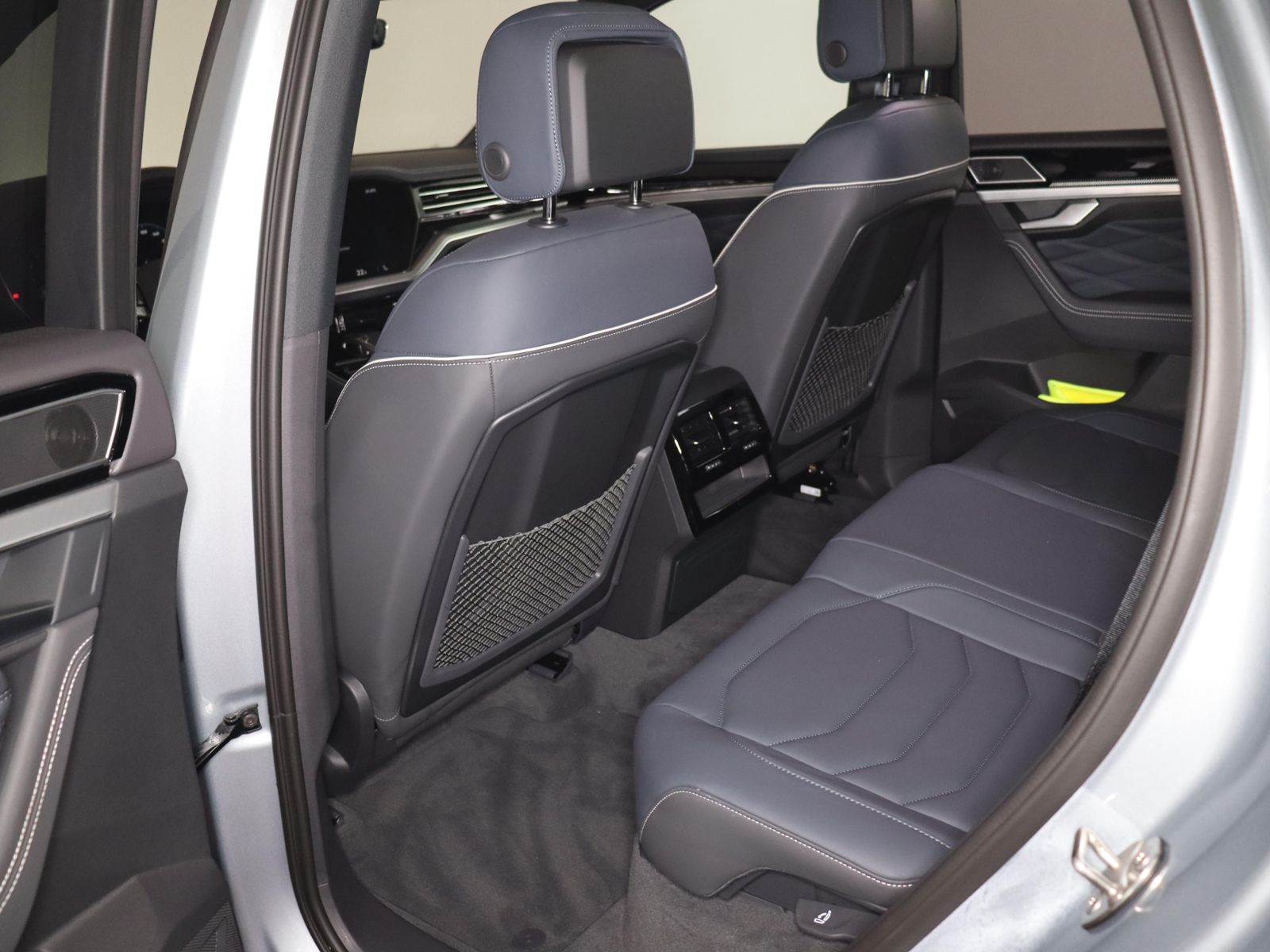 Volkswagen Touareg R-Line Black Style 3.0TSI 559,-ohne Anza