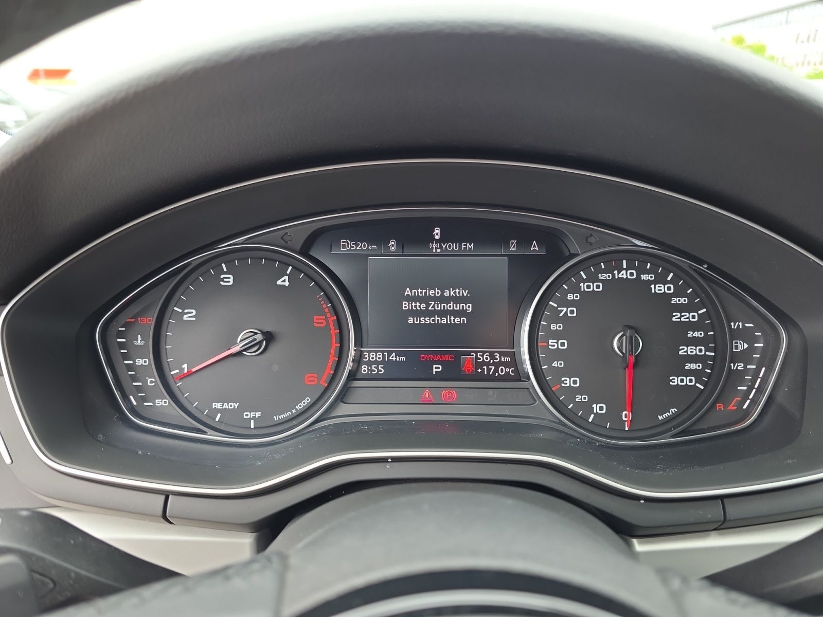 Audi A4 Limousine S line 40 TDI S tronic - Samsaru's Car Outlet