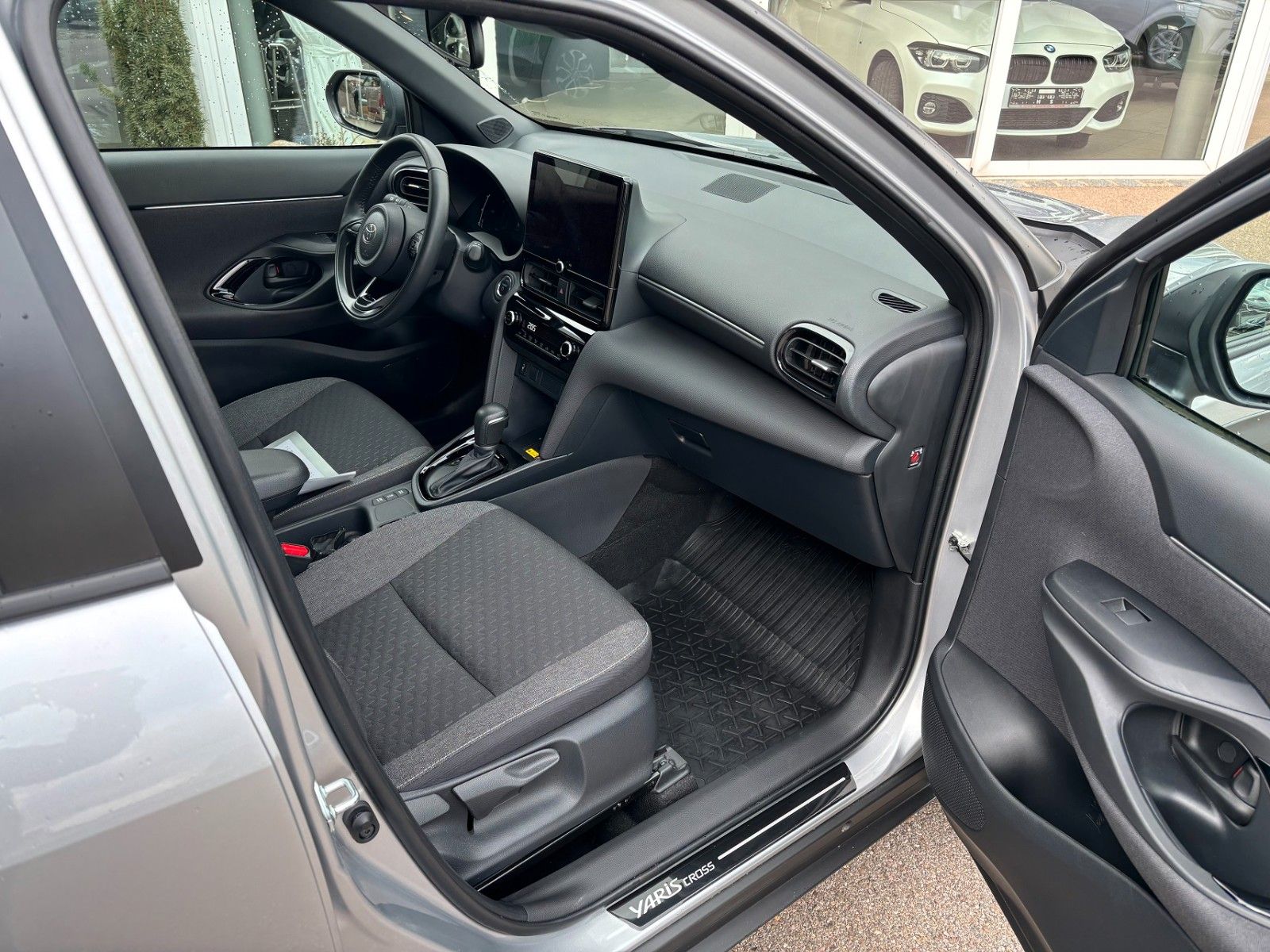 Toyota Yaris Cross 1,5-l-VVT-iE Teamplayer