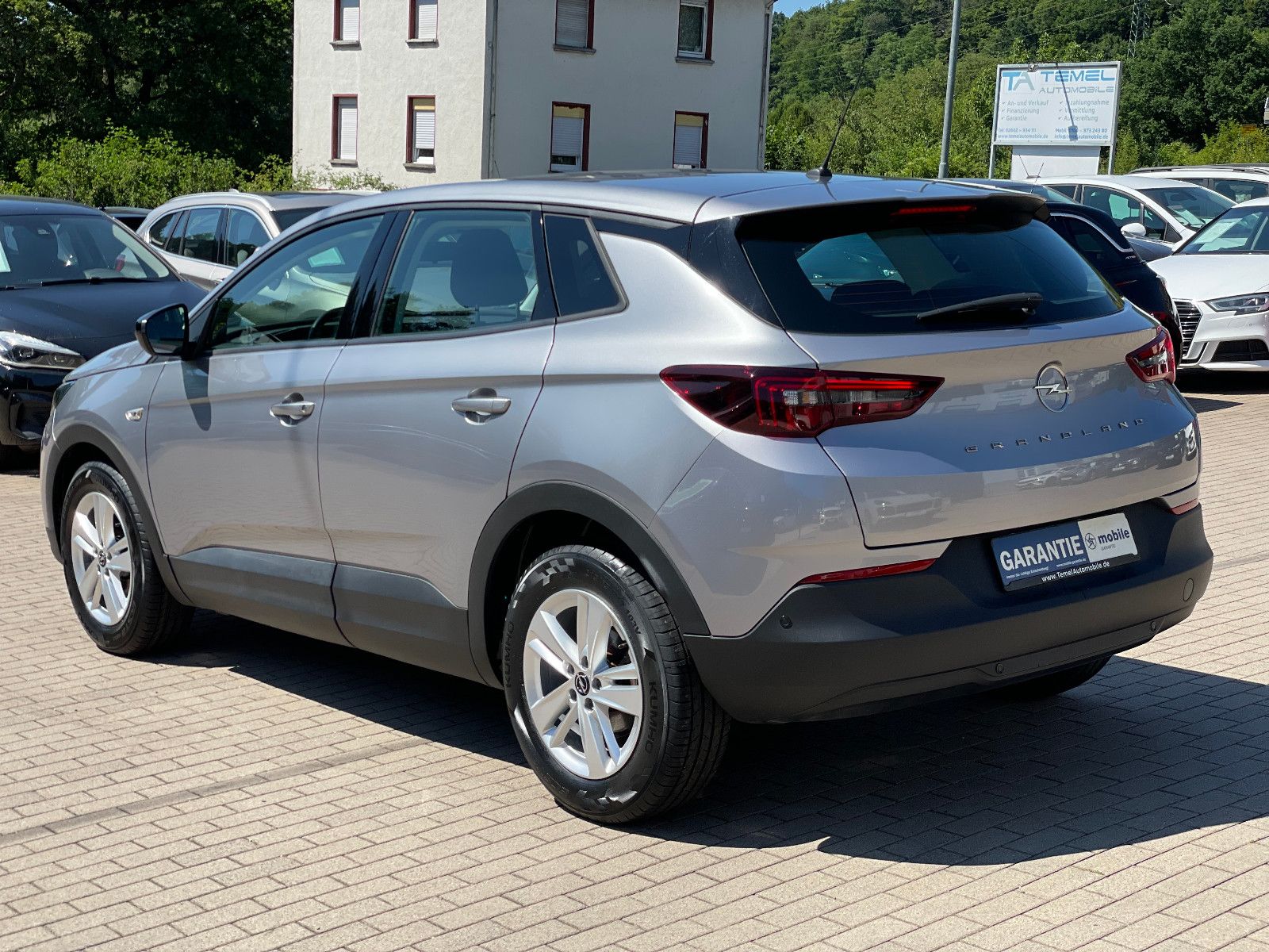 Opel Grandland (X) - Samsaru's Car Outlet