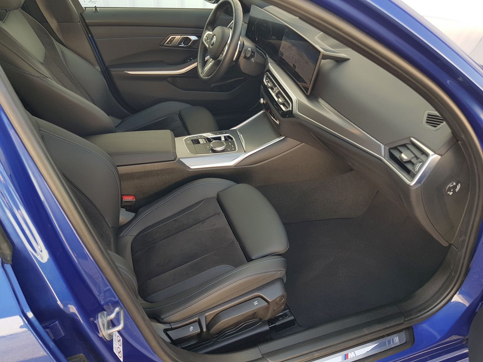 BMW 320d xDrive M-Sport - Samsaru's Car Outlet