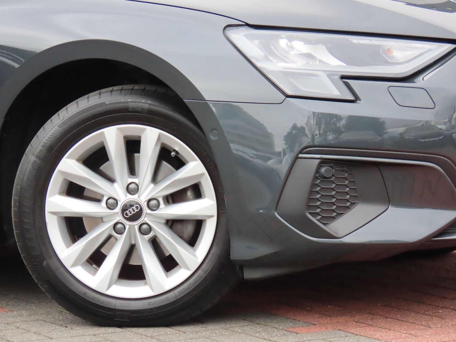 Audi A3 35 TFSI Sportback Sportsitze Navigation