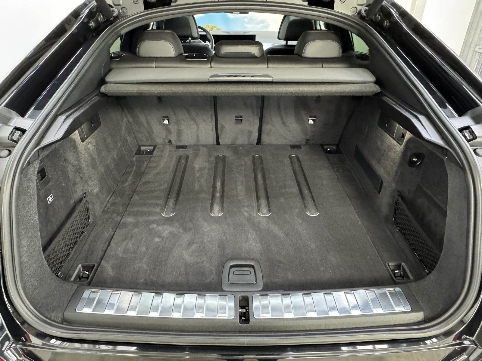 BMW X6 xDrive40d M Sport Pro - Samsaru's Car Outlet