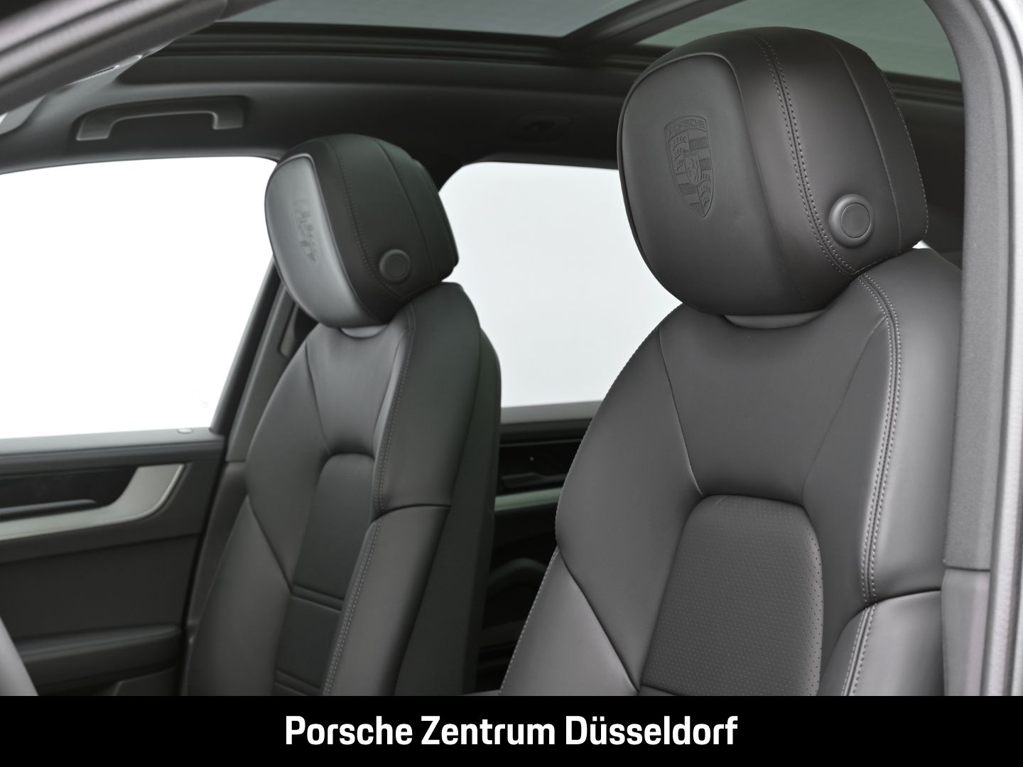 Porsche Cayenne E-Hybrid Surround-View InnoDrive Head-Up