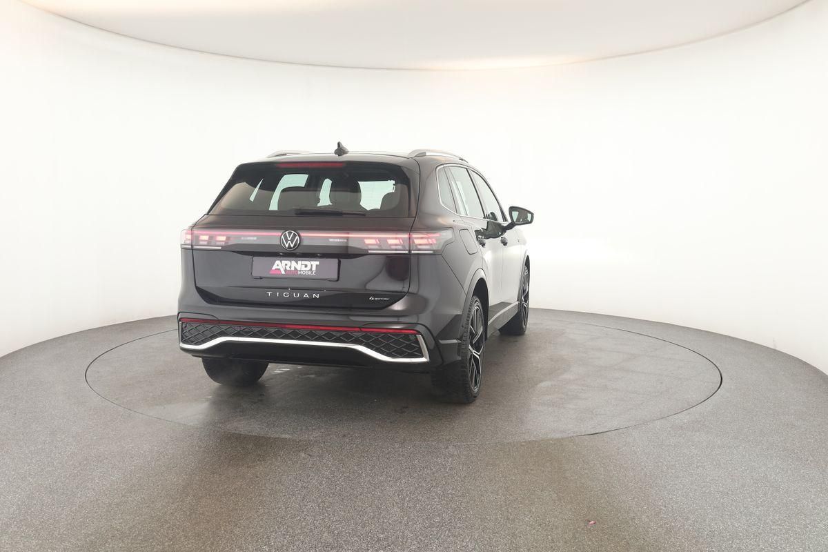 Volkswagen Tiguan 2.0 TDI 4M DSG R-Line Leder Pano Navi 360