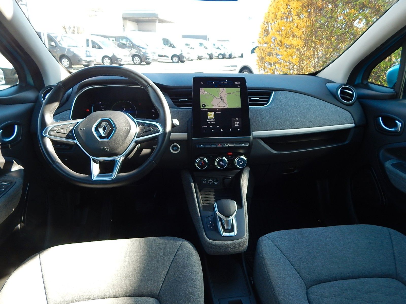 Renault ZOE Experience R135/Z.E. 50 - Samsaru's Car Outlet