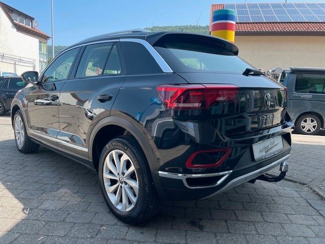 Volkswagen T-Roc 1.5 TSI Style - Samsaru's Car Outlet