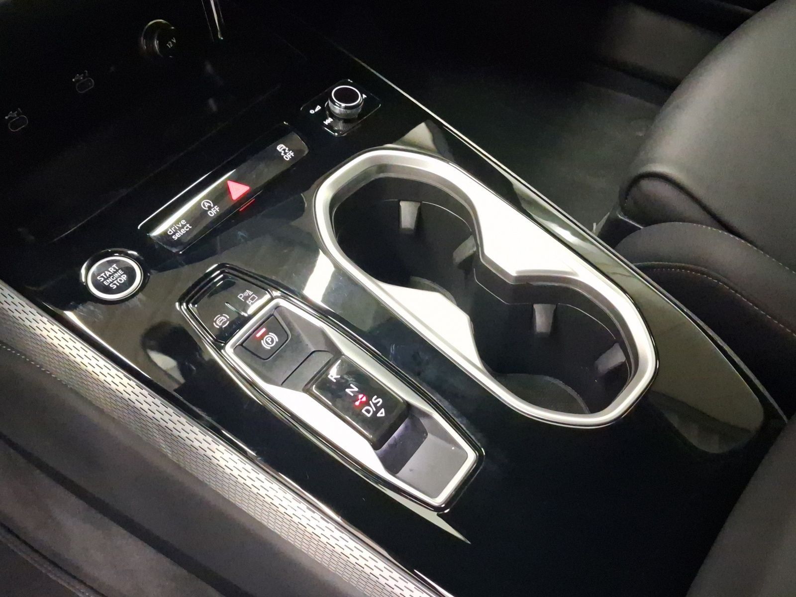 Audi A6 Limousine TFSI 2x S LINE LEDER MATRIX HuD B&O
