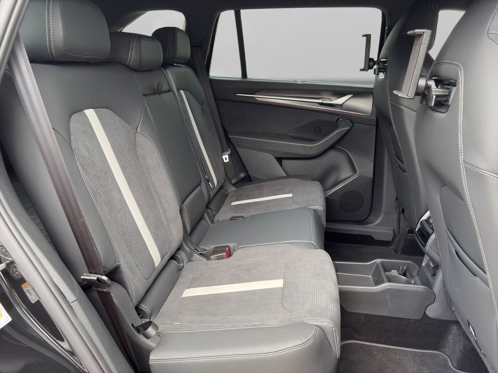 Skoda KODIAQ 1.5TSI DSG iV SPORTLINE+5J/100TKM GAR.+AH