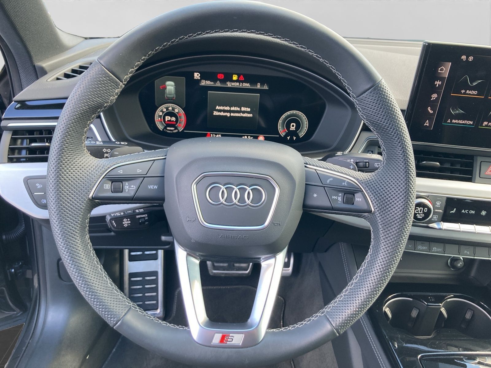 Audi A4 Avant 40 TFSI Q 2x S LINE LM19 AHK MATRIX-LED