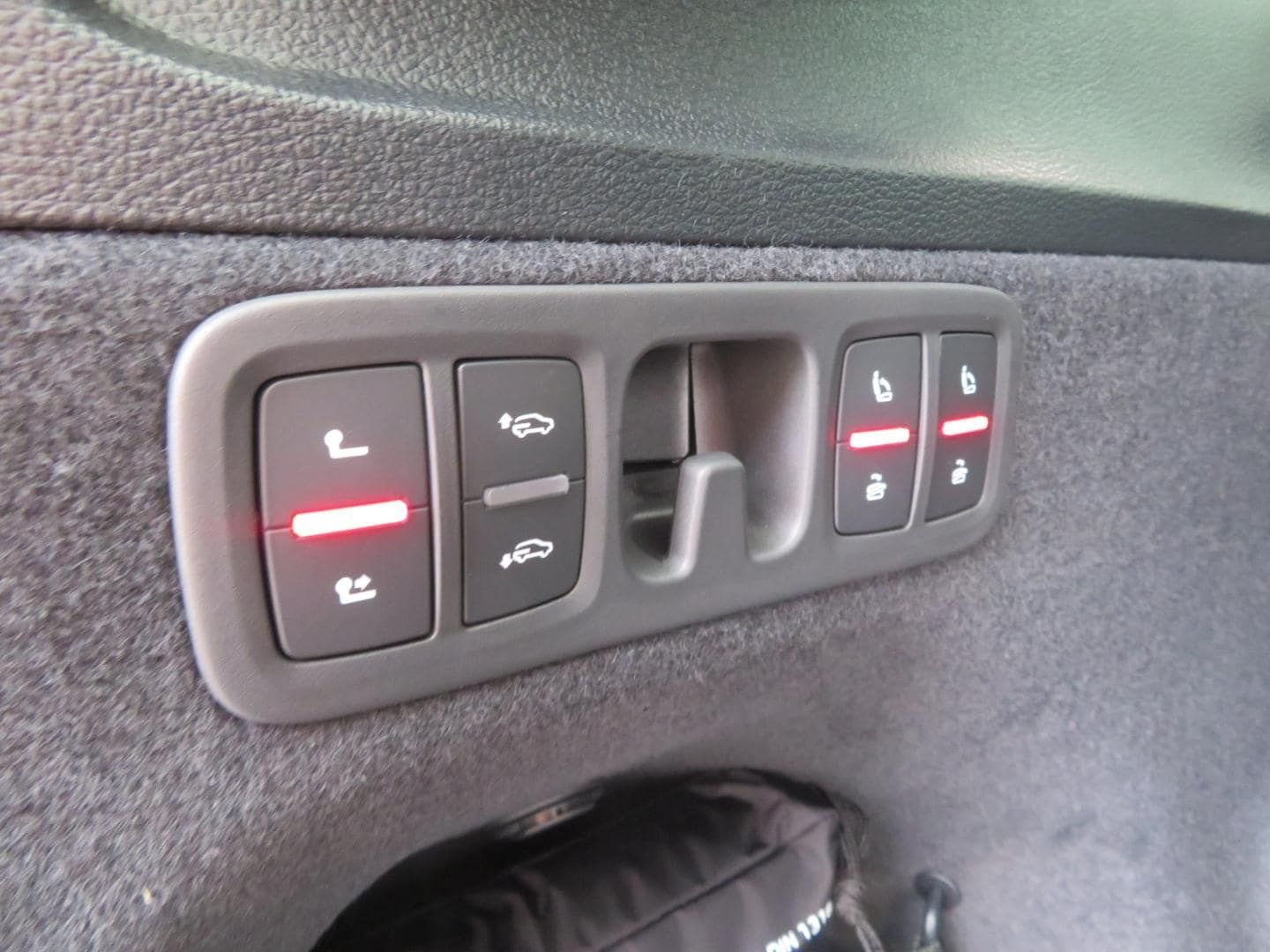 Audi Q7 SUV S line 50 TDI QUATTRO STANDHZ PANO AHK