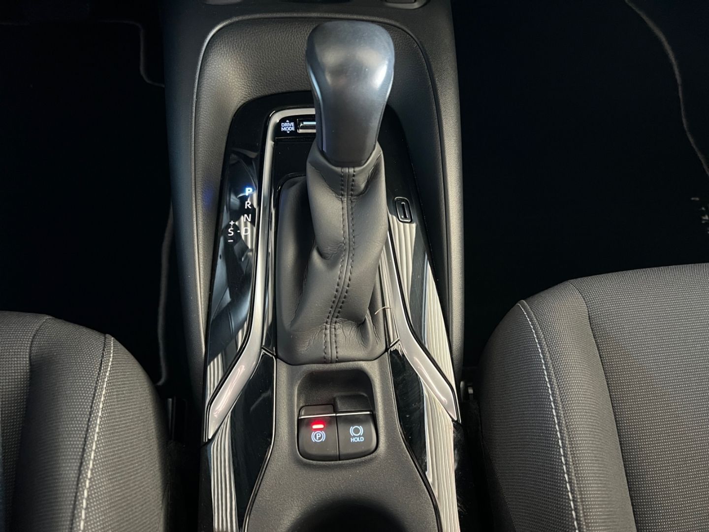 Toyota Corolla 2.0 Hybrid TS - Samsaru's Car Outlet