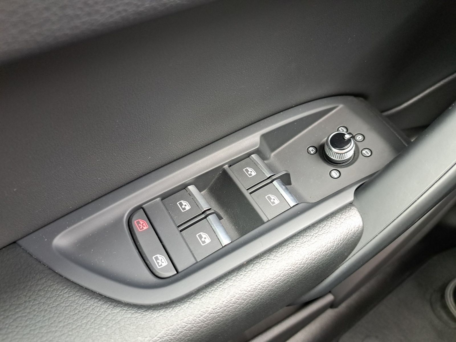 Audi Q5 Business S line 50 TDI quattro tiptr. AHK MAT