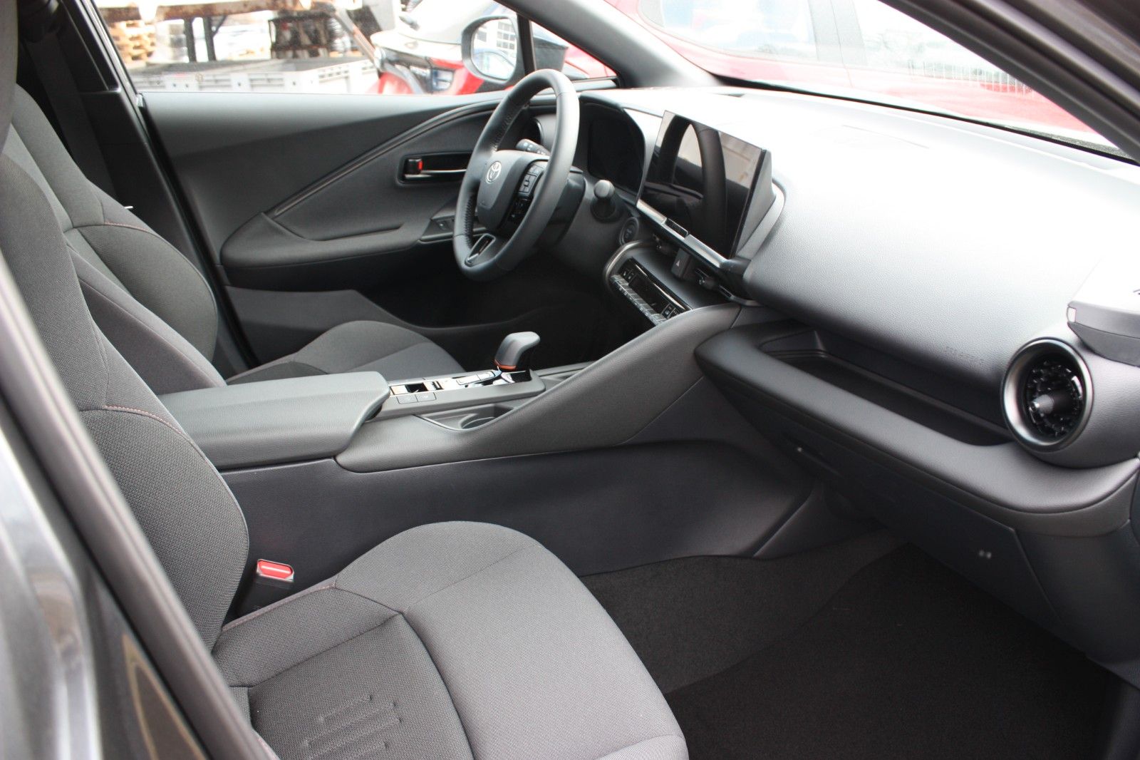 Toyota C-HR 5-Türer Team D 1,8-I-Hybrid, Technik-Paket