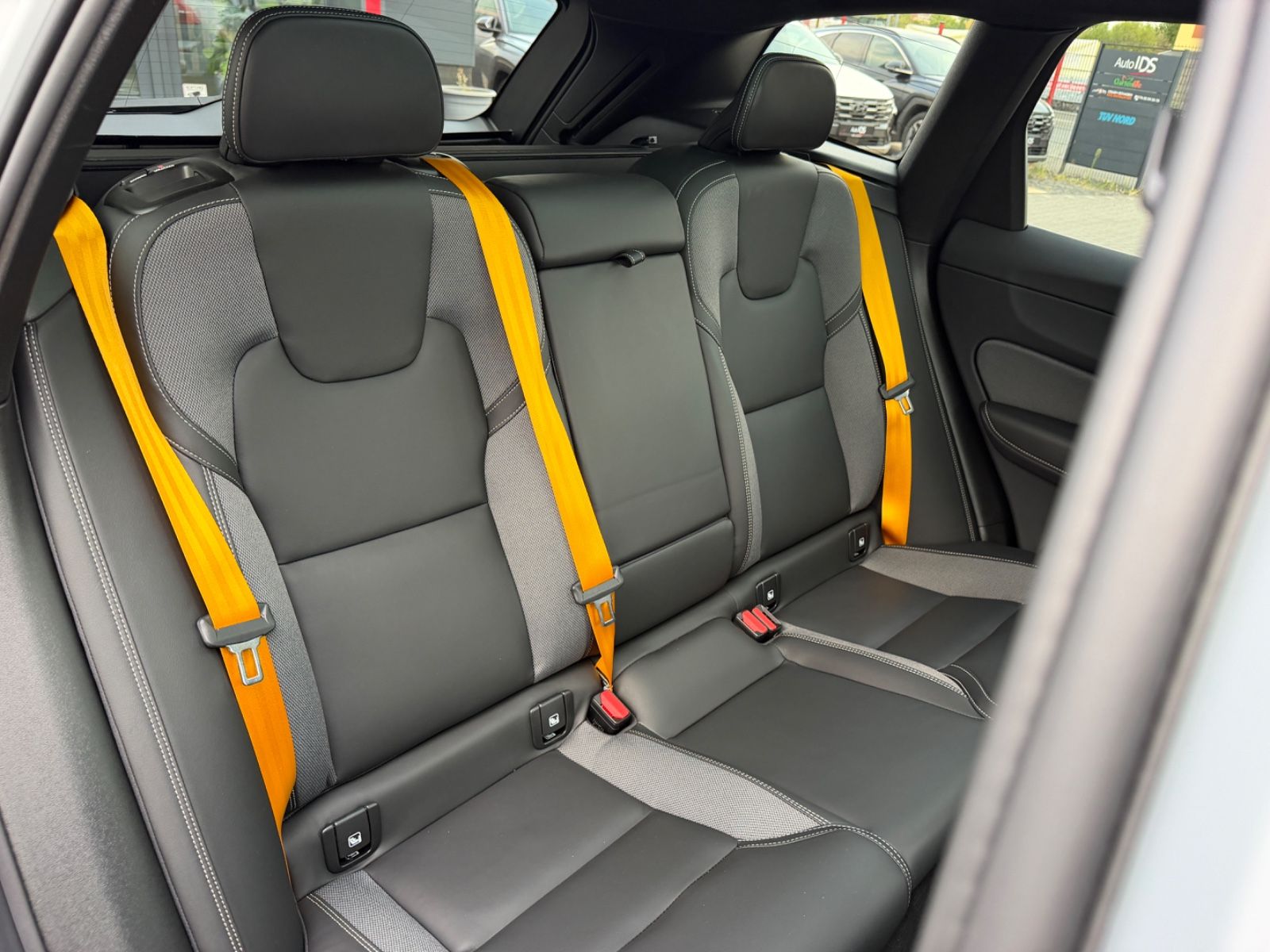 Volvo XC60 Polestar Engineered Recharge Plug-In Hybrid